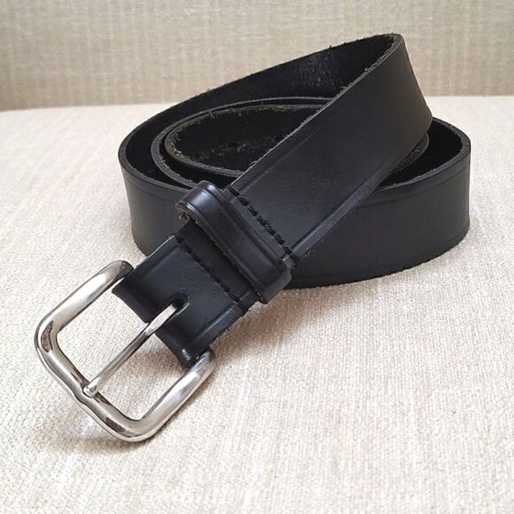 Black Leather Men's Belt Silver Buckle Size 44